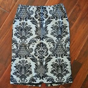 Patterned Pencil Skirt